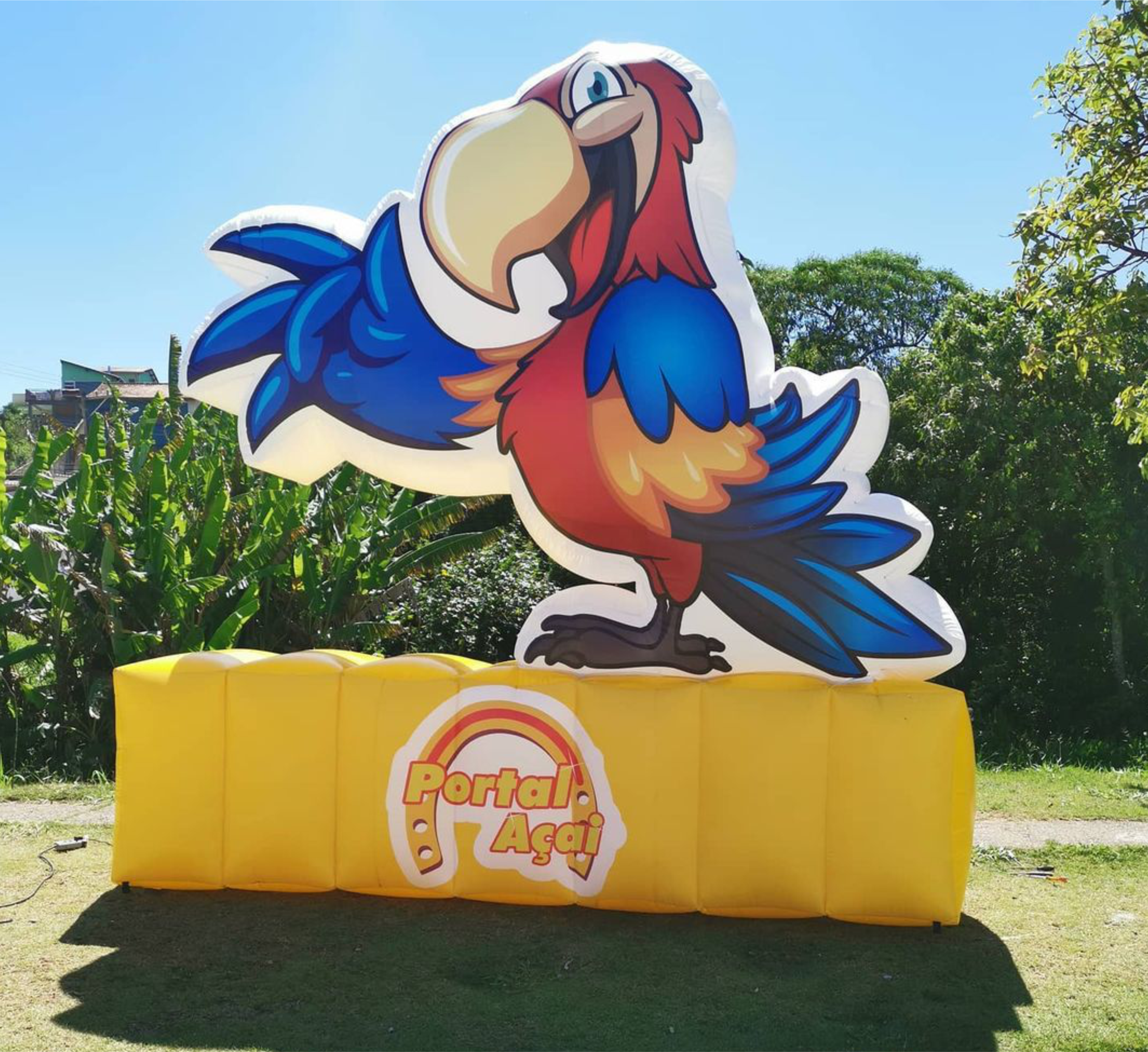 Mascote inflavel 4 metros